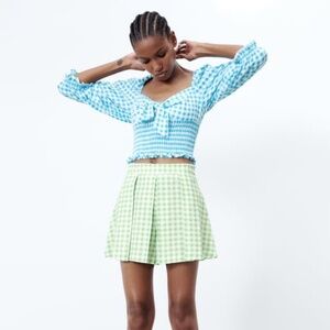ZARA Green & White Gingham Shorts – Size M – NWT